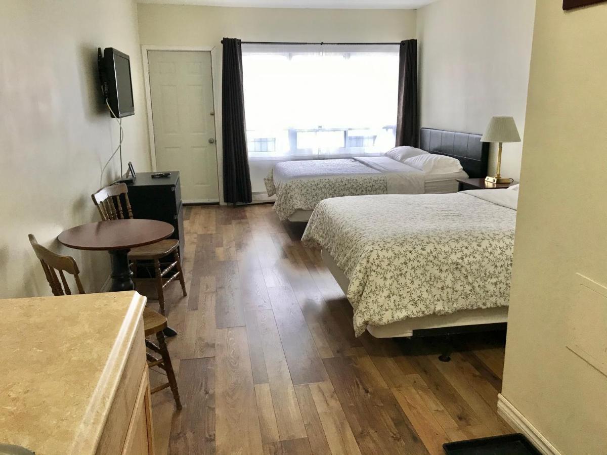 Lakeside Inn Orillia Bagian luar foto