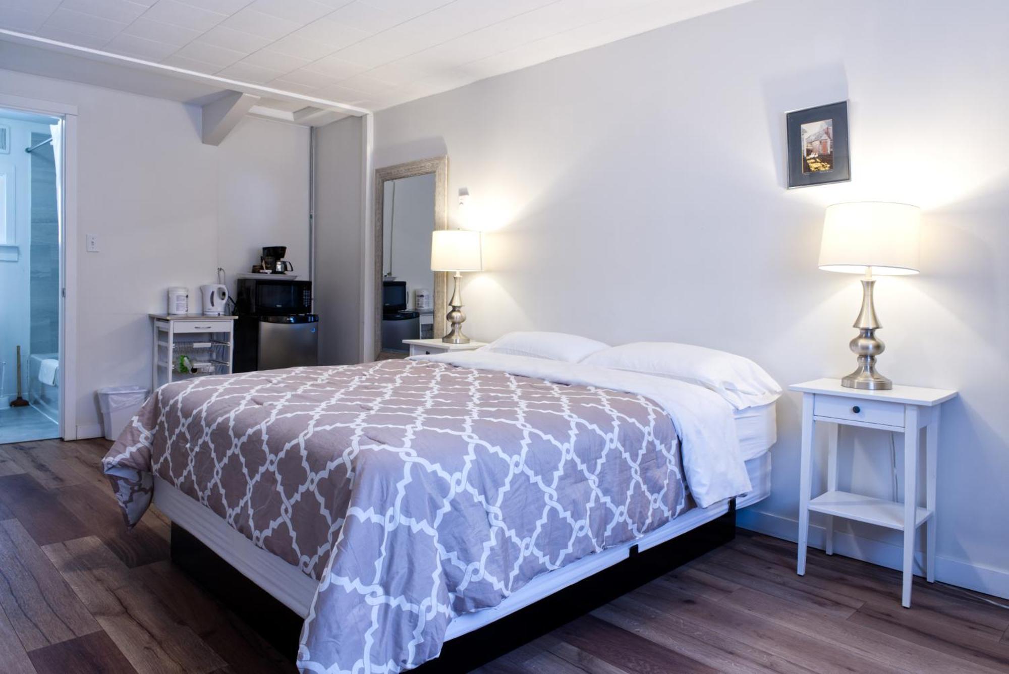 Lakeside Inn Orillia Bagian luar foto