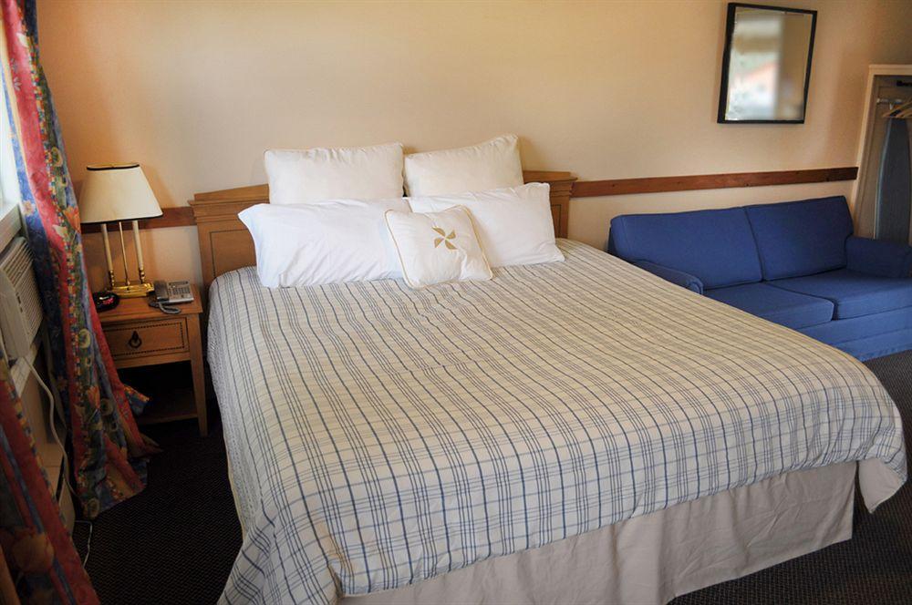 Lakeside Inn Orillia Bagian luar foto