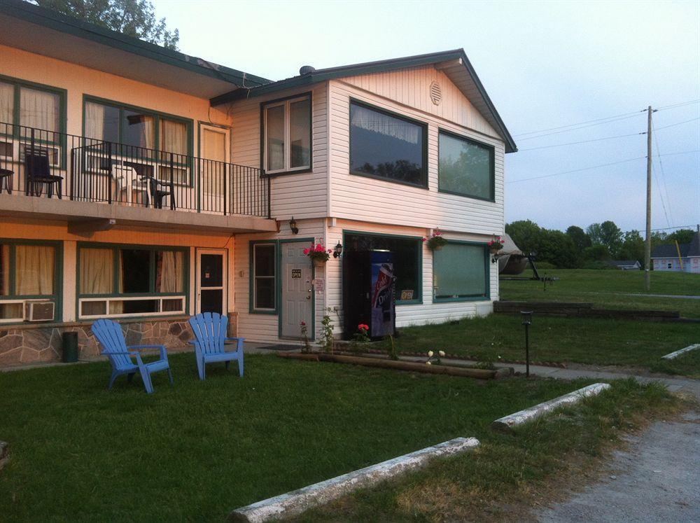 Lakeside Inn Orillia Bagian luar foto