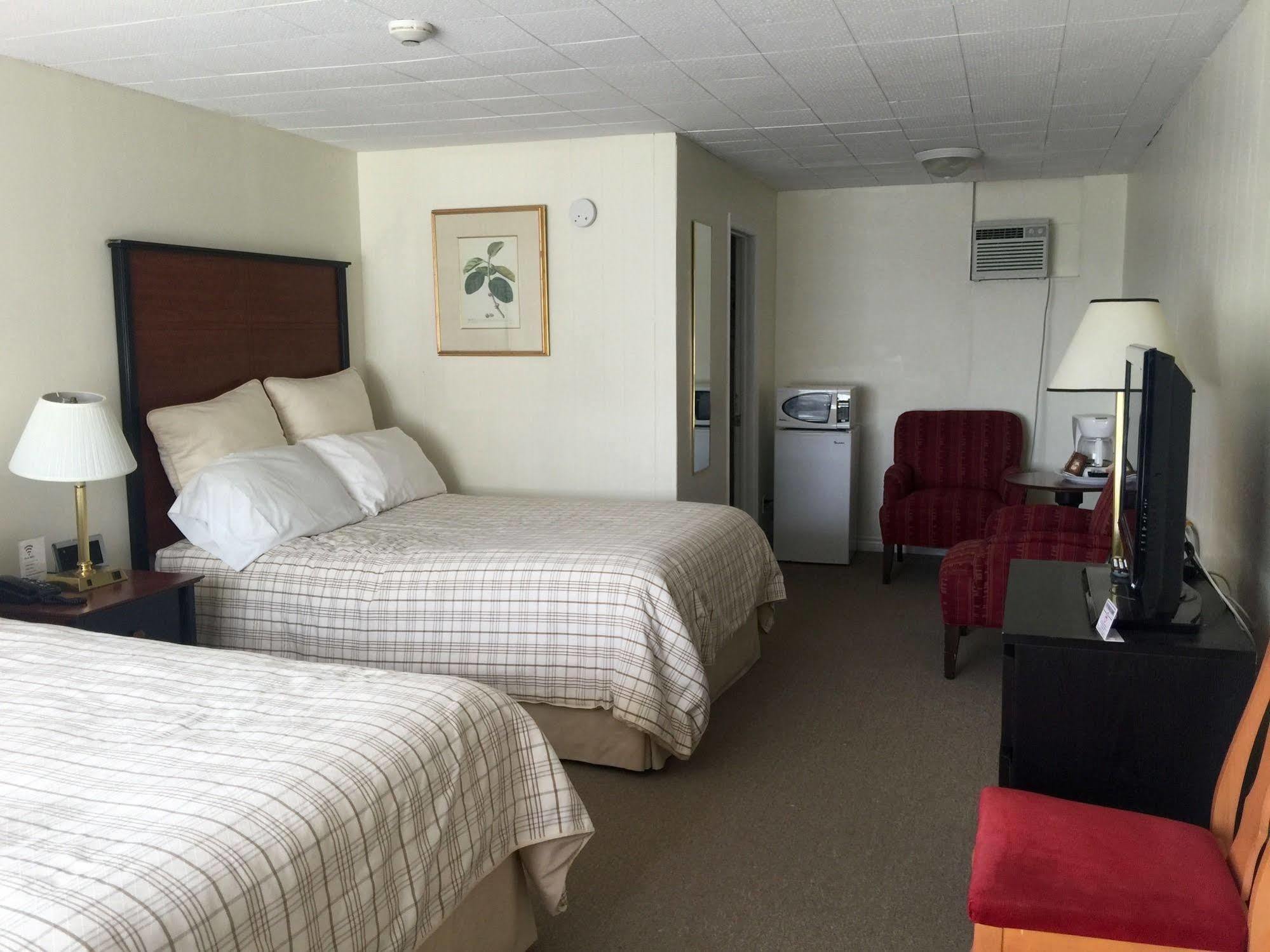 Lakeside Inn Orillia Bagian luar foto